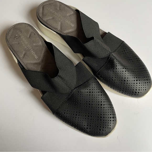 Adrienne Vittadini Black Slip On Mules Kyle Shoes - Picture 6 of 12